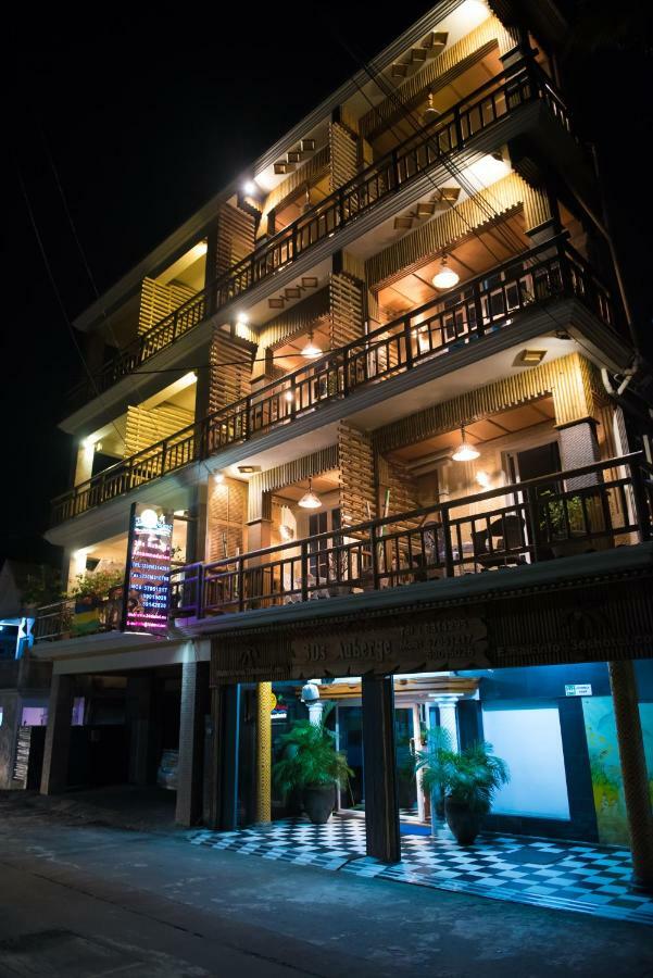 3Ds International Tourist Home Маэбур Экстерьер фото